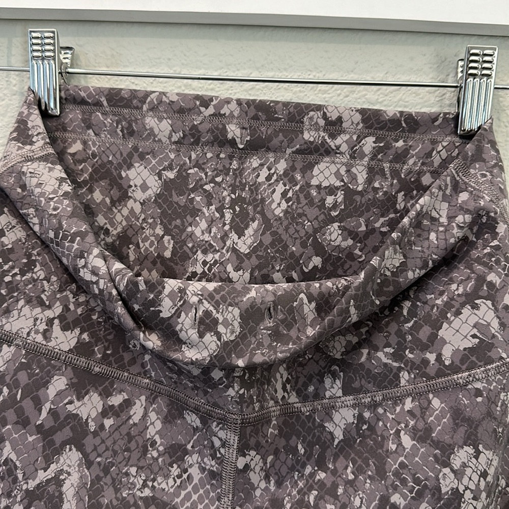 lululemon Wunder Train High-Rise Tight 25" - Picture 7 of 7
